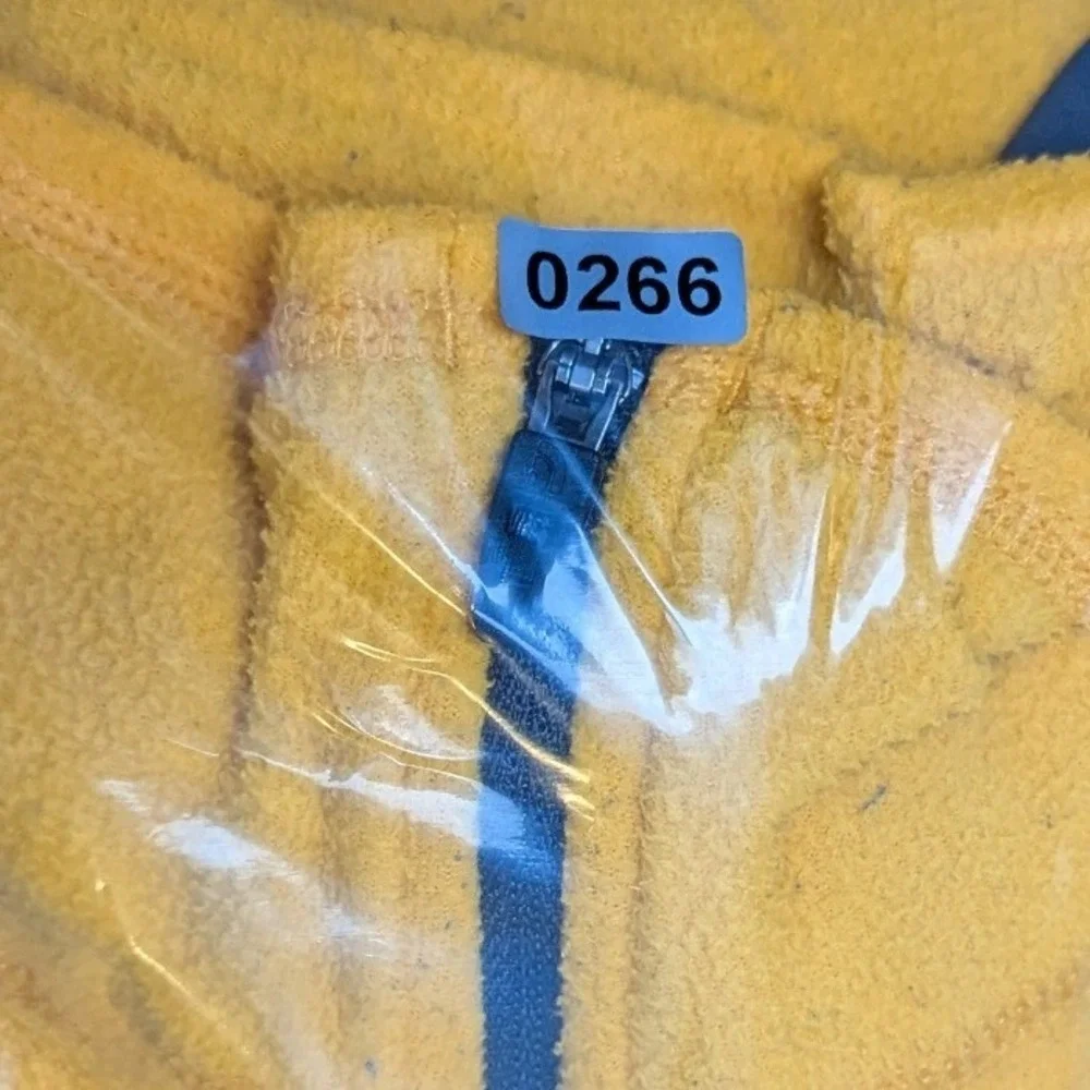 The North Face Mens TKA 100 FlashDry‎ 1/4 Zip Fleece Pullover Yellow Medium